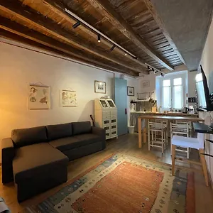 https://apt-la-casa-di-brando.it-lombardy.com